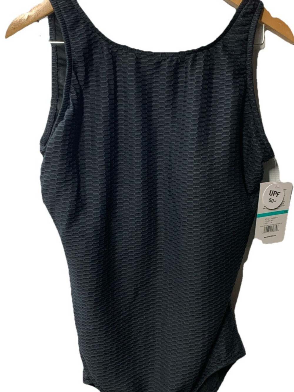 Maxine Of Hollywood Size 16 Solid Texture Spa High Neck Maillot Black UPF 50+